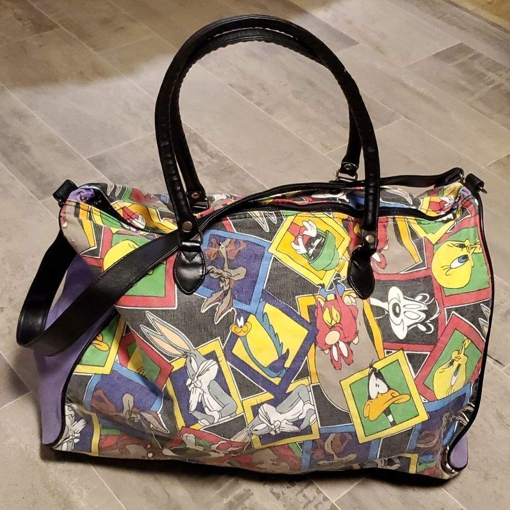 Vintage Canvas LG Looney Toones Duffel Bag